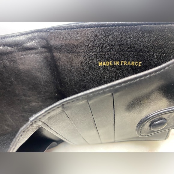 Chanel CC Logo Wallet - Picture 5 of 8